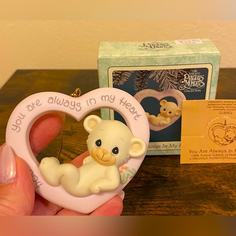 1994 (Dated) Precious Moments Ornament. Artwork by the late Sam Butcher.